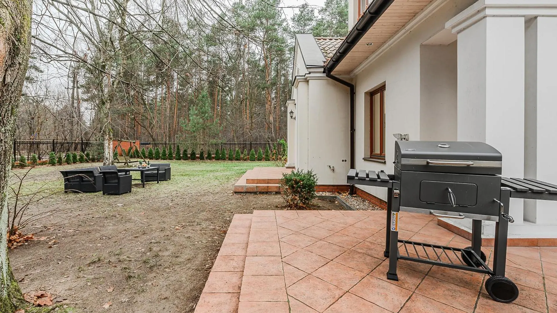 Lumina Luxury House In Warsaw Villa